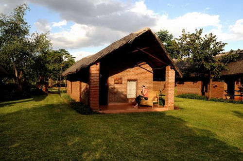 Barefoot Safari Lodge リロングウェ エクステリア 写真